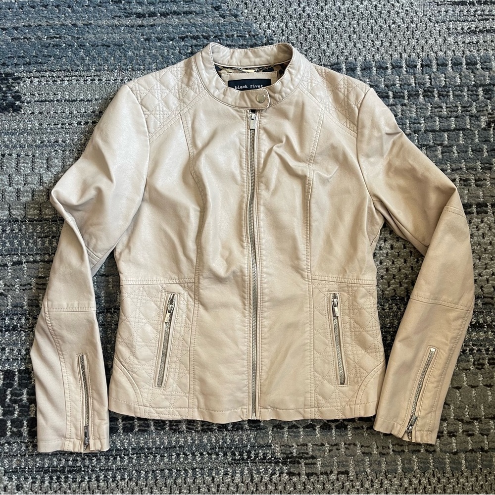 🧥 Black Rivet Express Faux Leather Jacket in Tan, Animal Print Lining, Size M